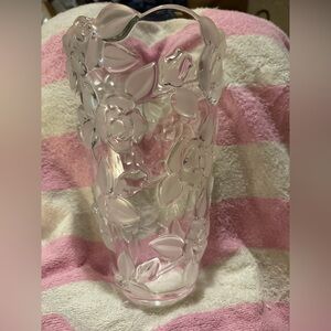 Elegant Frosted Glass Floral Vase